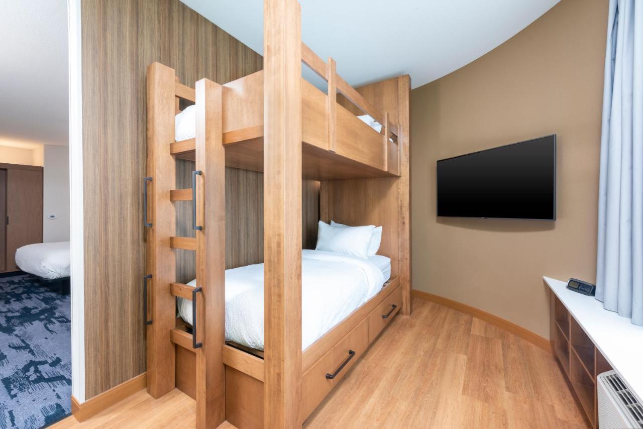 Fairfield Inn & Suites By Marriott Fair Oaks Farms Esterno foto