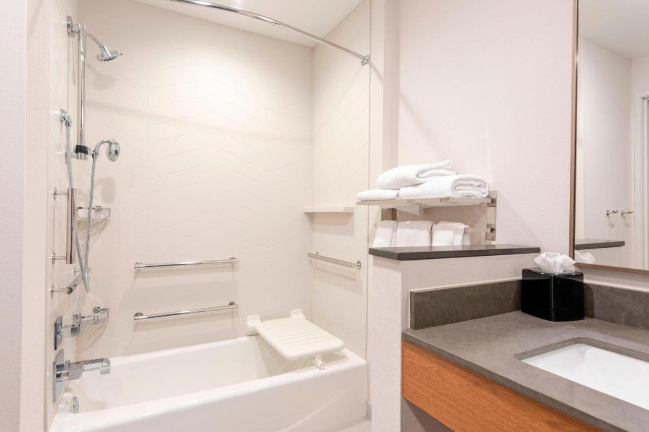 Fairfield Inn & Suites By Marriott Fair Oaks Farms Esterno foto